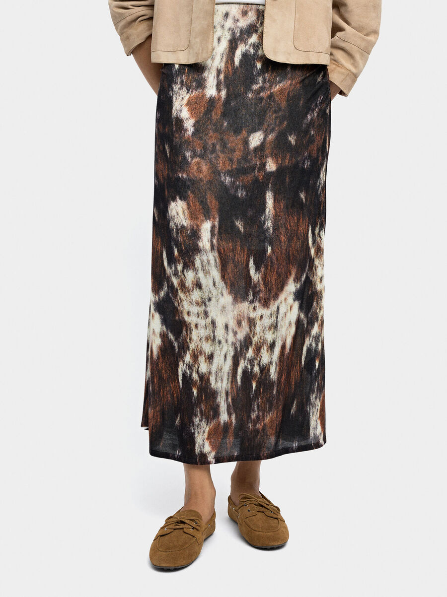 Long skirt in knit printed with animal print